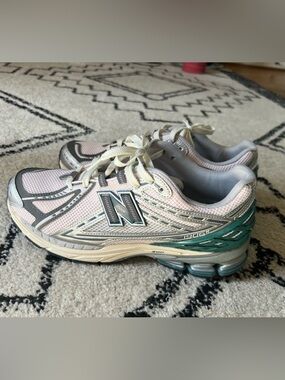 New Balance 1906R Sneakers in Light Pink with Teal Accents